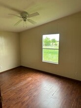 330 Lorena Meadows Dr in Lorena, TX - Foto de edificio - Building Photo