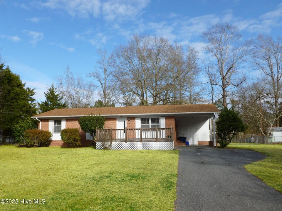 227 Diane Ct in Jacksonville, NC - Building Photo