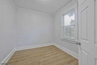 26 Montrose Terrace in Irvington, NJ - Building Photo - Building Photo