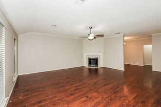 18034 Golden Ridge Dr in Houston, TX - Building Photo - Building Photo