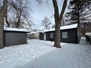 16752 Artesian Ave in Hazel Crest, IL - Building Photo - Building Photo