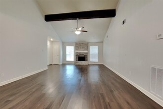 40 Rockfern Rd in Spring, TX - Building Photo - Building Photo