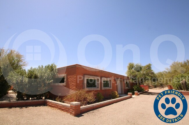 property at 4851 E Paseo del Bac
