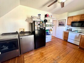 4 Trafford St, Unit #2 in Quincy, MA - Building Photo