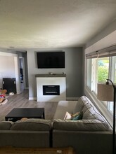 3833 E Nielsen Ln in Denver, CO - Building Photo - Building Photo
