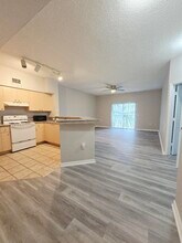 280 Crestwood Cir in Royal Palm Beach, FL - Building Photo - Building Photo