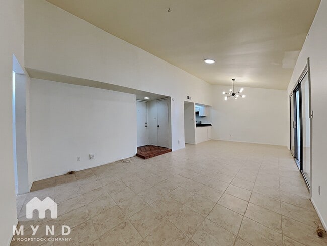 1861 E Kirkland Ln in Tempe, AZ - Building Photo - Building Photo