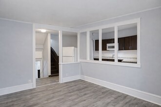 1212 Como Ave SE in Minneapolis, MN - Building Photo - Building Photo