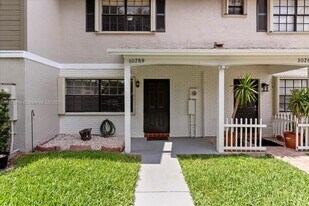 10789 NW 11th St in Pembroke Pines, FL - Building Photo