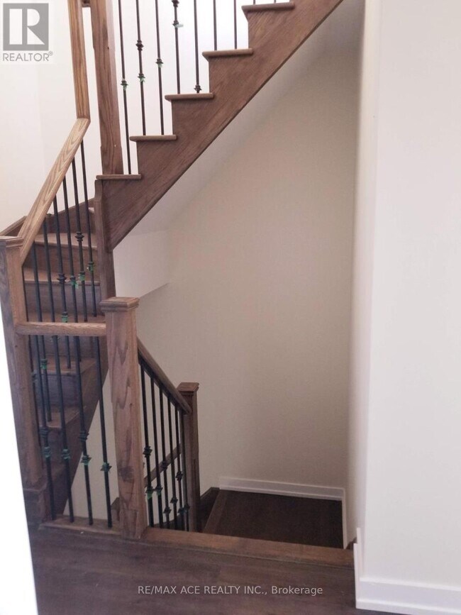 50 Dunsheath Wy in Markham, ON - Building Photo - Building Photo