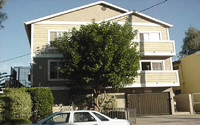 7050 Alabama Ave in Canoga Park, CA - Foto de edificio - Building Photo