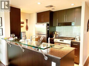 638 Beach Crescent in Vancouver, BC - Building Photo - Building Photo