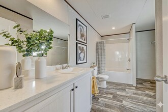 543 Co Rd 1063 in Greenville, TX - Building Photo - Building Photo