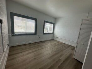 3300 NW 19th Ave in Miami, FL - Building Photo - Building Photo