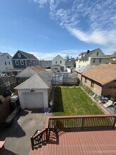 318 E 19th St in Paterson, NJ - Building Photo - Building Photo
