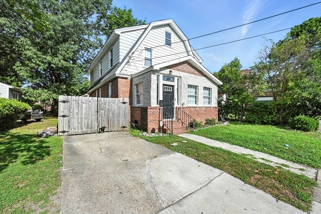 931 Kenton Ave in Norfolk, VA - Building Photo - Building Photo