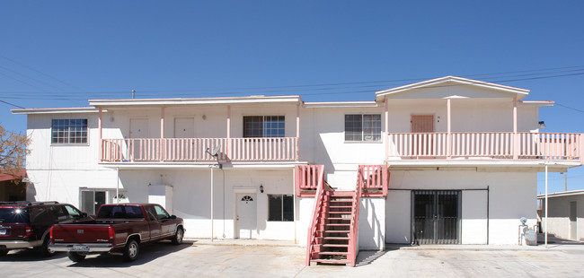 Building B in Fabens, TX - Foto de edificio - Building Photo