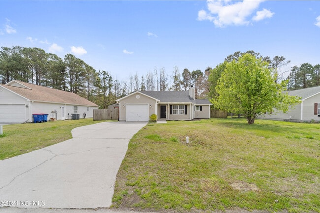 property at 208 Quarter Horse Ln