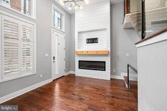 1302 S Woodstock St in Philadelphia, PA - Building Photo - Building Photo