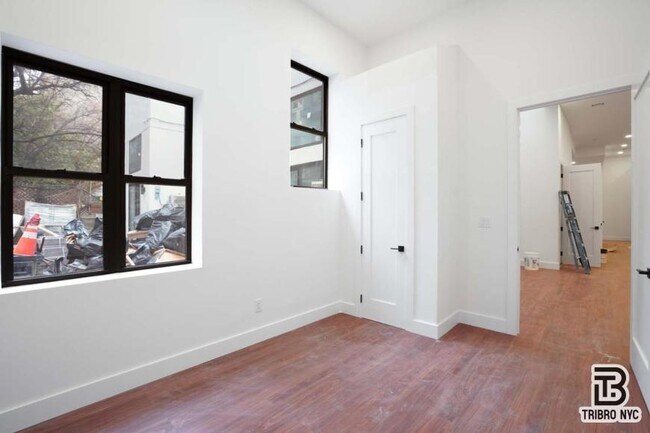 217 S 4th St in Brooklyn, NY - Building Photo - Building Photo