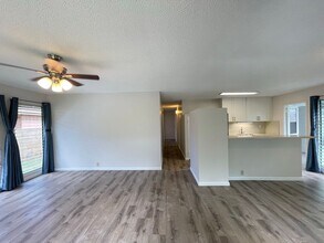 282 Lunalilo Home Rd in Honolulu, HI - Building Photo - Building Photo