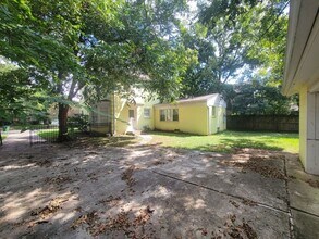 6626 Fairfield St in Houston, TX - Building Photo - Building Photo