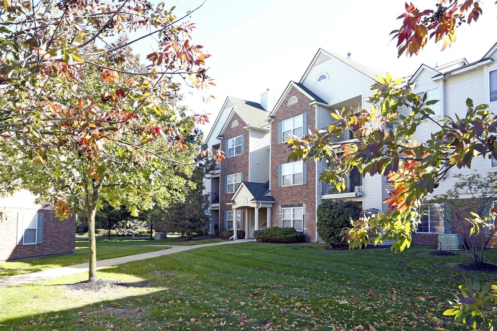 Hubbard Manor West Apartments Dearborn, MI Apartments For Rent