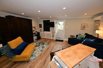 2447 N 54th St in Philadelphia, PA - Foto de edificio - Building Photo