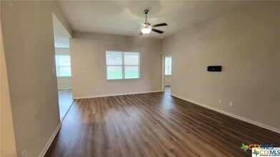 6352 Juniper Vw in New Braunfels, TX - Building Photo - Building Photo
