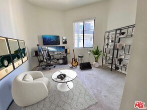 12211 Idaho Ave in Los Angeles, CA - Building Photo - Building Photo