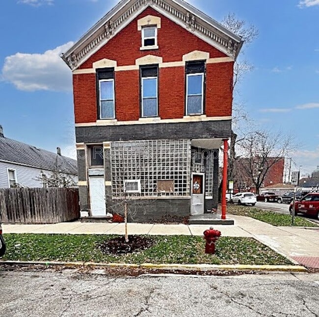 property at 3336 S Lituanica Ave