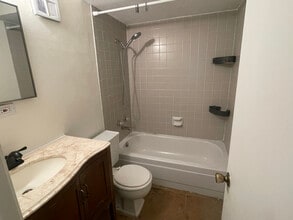 98 Woodcreek Dr in Wimberley, TX - Building Photo - Building Photo