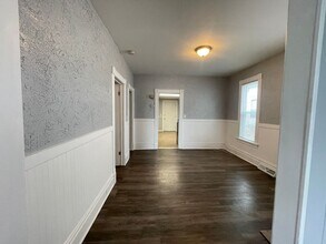 1417 North Ave NE in Grand Rapids, MI - Building Photo - Building Photo