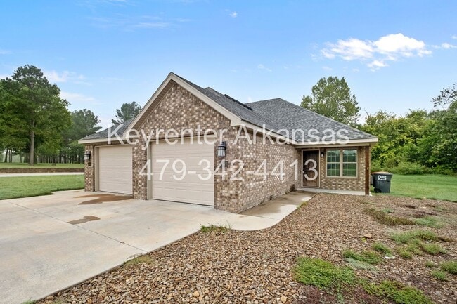 445 Oakwoods Dr in Elkins, AR - Building Photo - Building Photo