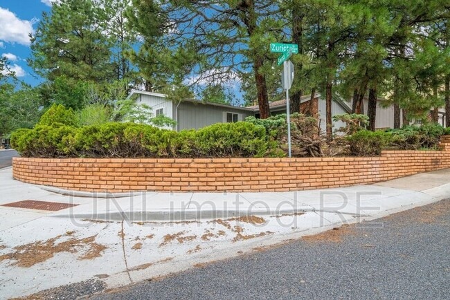 3785 N Zurich St in Flagstaff, AZ - Building Photo - Building Photo