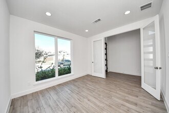 5806 Pink Coral Ln in Manvel, TX - Building Photo - Building Photo