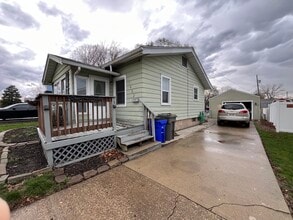 1452 E Logan St in Decatur, IL - Building Photo - Building Photo