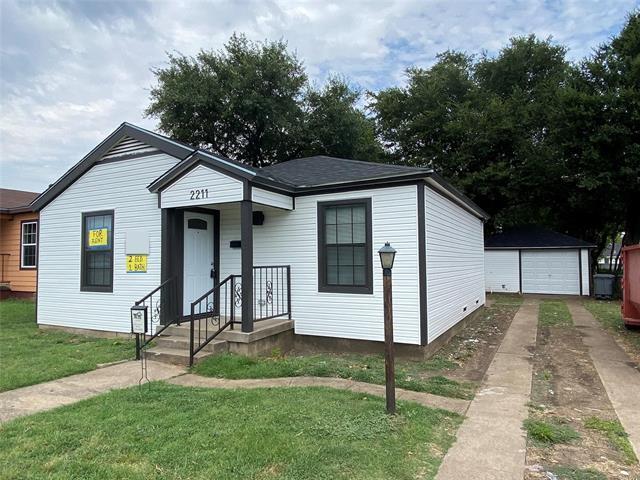 2211 W Illinois Ave in Dallas, TX - Building Photo