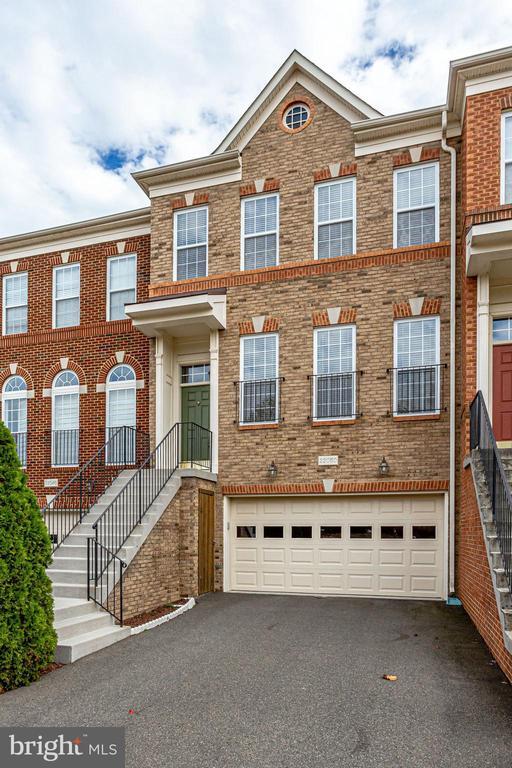property at 22050 Dilworth Square