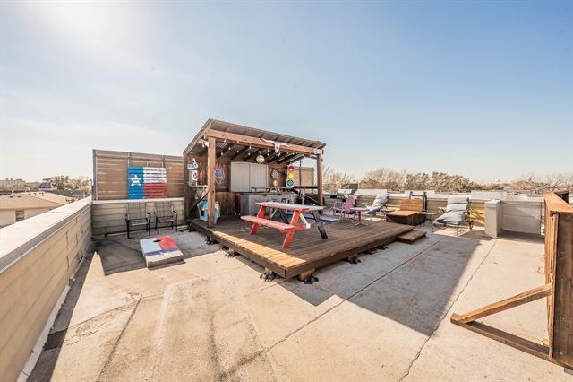 3911 Gilbert Ave in Dallas, TX - Building Photo - Building Photo