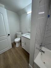 165 College Ave N in Sarnia, ON - Building Photo - Building Photo