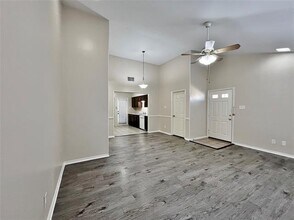 717 Hillcrest Ct in Cedar Hill, TX - Building Photo - Building Photo