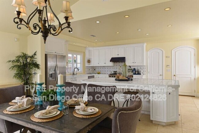 5695 Rutgers Rd in San Diego, CA - Building Photo - Building Photo