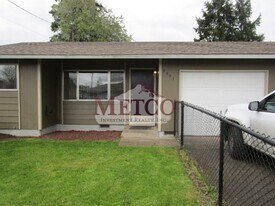 3505-3507 Virginia Ave in Springfield, OR - Building Photo