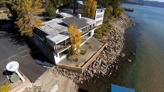 7252 North Lake Blvd in Tahoe Vista, CA - Building Photo - Building Photo