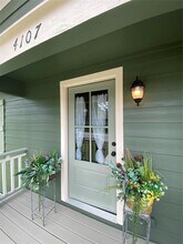 4107 Bering St in Houston, TX - Building Photo - Building Photo
