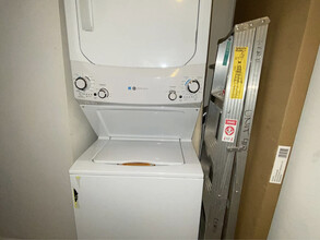 3123 W Fullerton Ave, Unit 412 in Chicago, IL - Building Photo - Building Photo