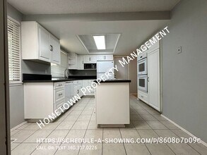 4218 Glen Terra Dr SE in Olympia, WA - Building Photo - Building Photo