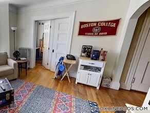 48 Babcock St in Brookline, MA - Building Photo - Building Photo