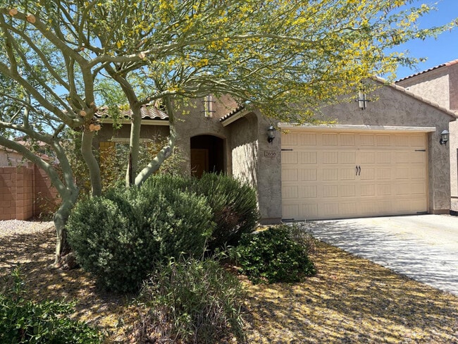 property at 2656 E Gillcrest Rd